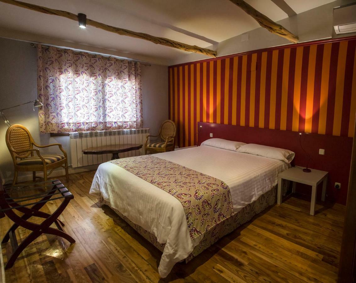Apartamentos Rurales De La Sexma Del Sabinar Corduente Eksteriør billede