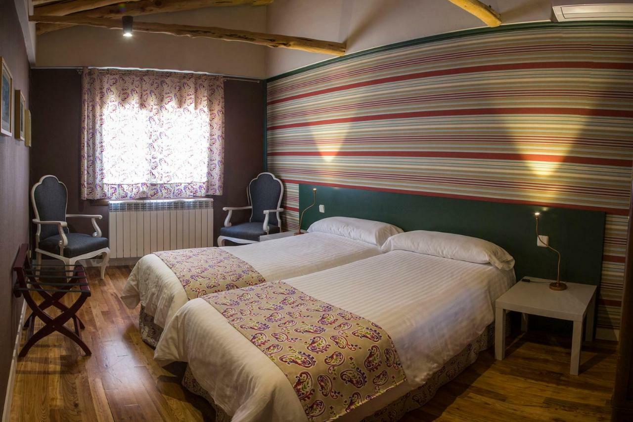 Apartamentos Rurales De La Sexma Del Sabinar Corduente Eksteriør billede
