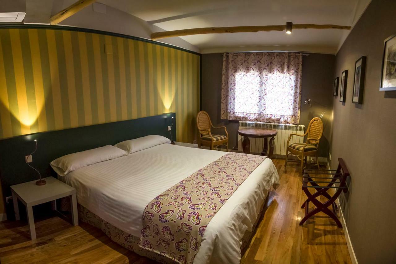 Apartamentos Rurales De La Sexma Del Sabinar Corduente Eksteriør billede