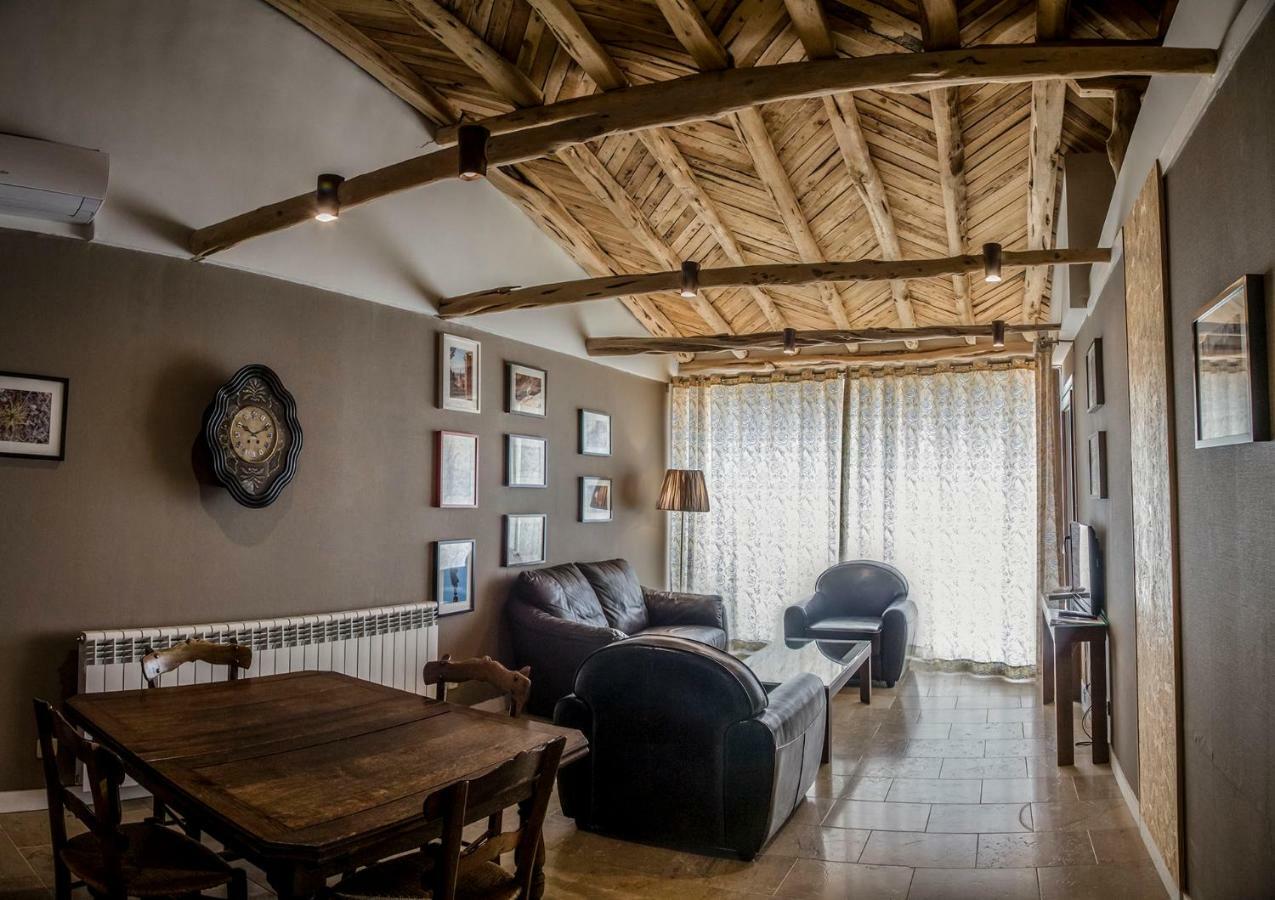 Apartamentos Rurales De La Sexma Del Sabinar Corduente Eksteriør billede